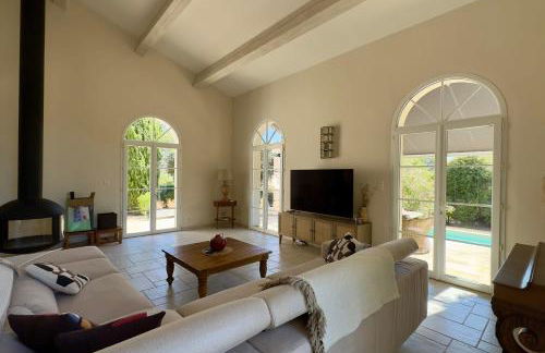 Les Lauriers Roses air-conditioned villa with garden and swimming pool - Photo 8