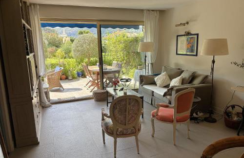 Appartement 2 chambres, terrasses, proche mer et commerces à Saint-Jean Cap Ferrat - Foto 3