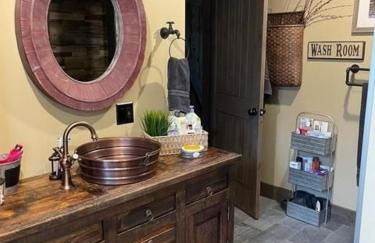 Downeast Sunset Luxury Lakehouse - Photo 25