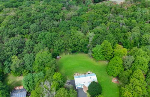 Nature Getaway Charming Villa Near Trails & Parks - Foto 60