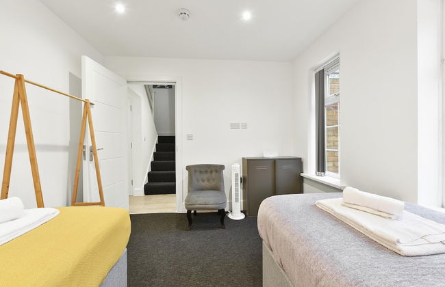 Rochfords Serviced House with 5 Bedrooms - Foto 7