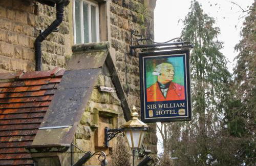 The Reading Room - Photo 29