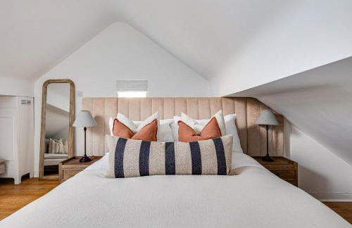 Hidden Gem Hideaway w/ Free Parking - Photo 25