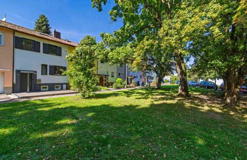 Ruhig gelegenes Reihenhaus Nähe Europapark & Messe, Haustiere kostenlos für Familien und Geschäftsreisende, Rechnung auf Anfrage möglich - Foto 13