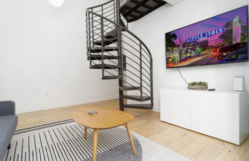 Bright and Trendy - Panoramic - Chic - Prime Location - Foto 11