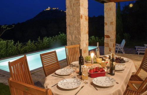 Spacious villa with 10x5m pool, aircon. Rural retreat, stunning views. - Foto 13