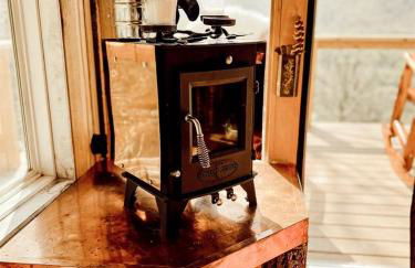 Stunning Pet-Friendly Treehouse for Relaxing Glamping Retreats in North Carolina - Foto 23