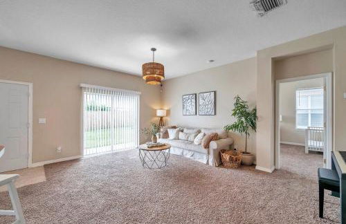 Beautiful home with a huge pool! - Foto 2