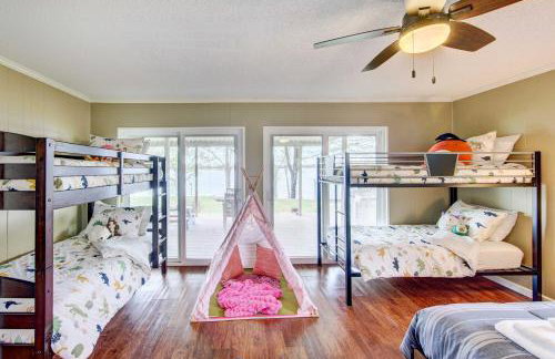 Mineola Lake House w/ Dock & Fire Pit! - Foto 13
