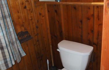 The Crystalaire Cabin - Charming and Relaxing! - Photo 46