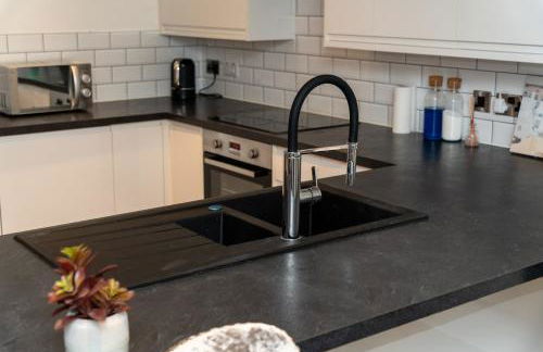 Apt Croydon, 1 Min walk to Train - Foto 13