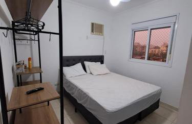 LINDO APARTAMENTO EM UBATUBA NA PRAIA DO ITAGUA, SAUNA, PISCINA, WI-FI, AR CONDICIONADO, 2 VAGAS DE ESTACIONAMENTO e BELA VISTA DA SACADA - Foto 25