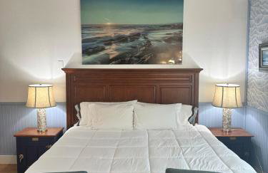 6 bedrooms! Family friendly! Spacious! PNW Rustic! - Photo 28