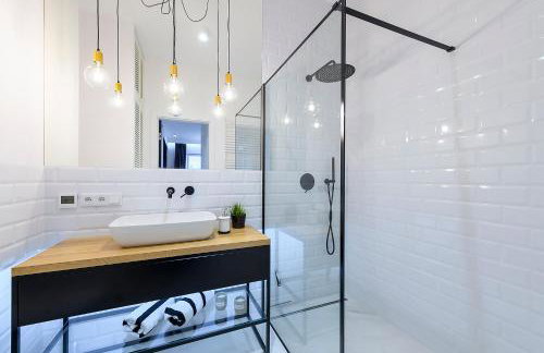 Marina Glamour - 3pok, widok na jezioro, klimatyzacja, parking podziemny, winda, Netflix - Foto 14