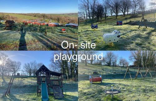 Caban Croeso-The Welcome Cabin, Holiday let, near Mansion House Llansteffan - Photo 23