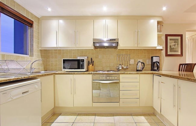 Ocean View C602 bt HostAgents - Photo 9