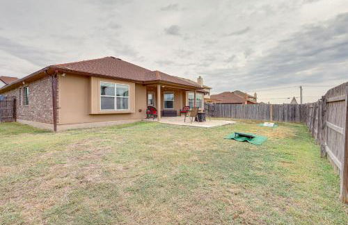 8 Mi to Fort Cavazos! Modern Home with Fire Pit - Foto 27