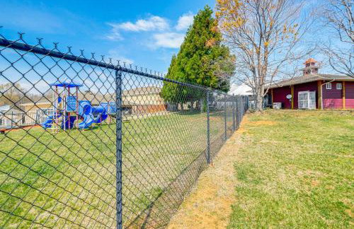 Smith Mountain Lake Retreat with Resort Amenities! - Foto 39