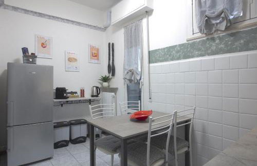 Lago di Lecco - Parcheggio Gratuito - Stazione Ferroviaria - Foto 11