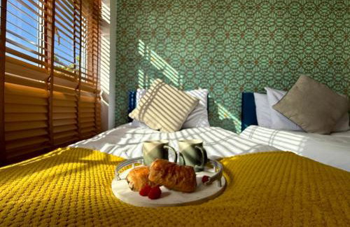 Modern 3 Bedroom Bungalow, EV Friendly, Parking Included - Foto 57