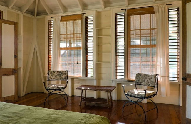 Retreat Plantation House - Photo 2