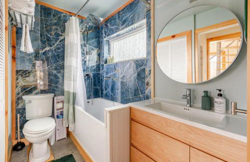 Secluded Private Retreat with Cabin & Vintage Airstream - Foto 30