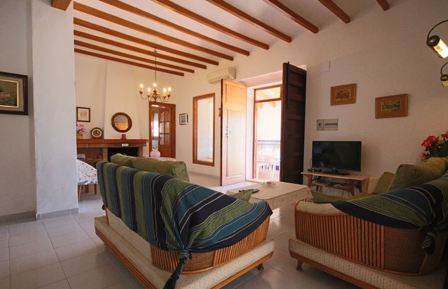 Low Price 4 Bedroom Villa With Nice View Over The Sea, Private Pool, Wifi, BBQ - Foto 13