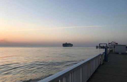 Comfort Steps From the North Sea - Foto 47