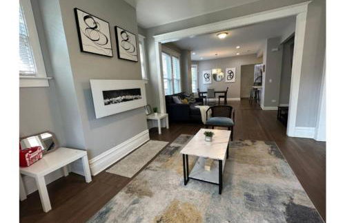 Near Lake & Museum • Modern • Game Area - Foto 1