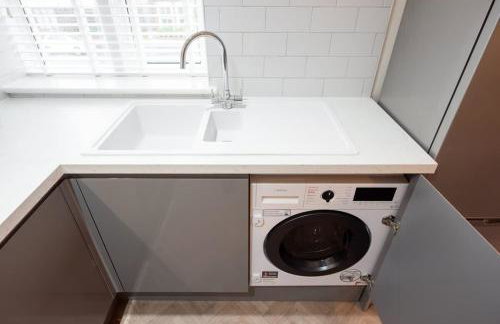 7 The Royal Serviced Apartments Harwich, Fair WiFi, Private Parking - Foto 9