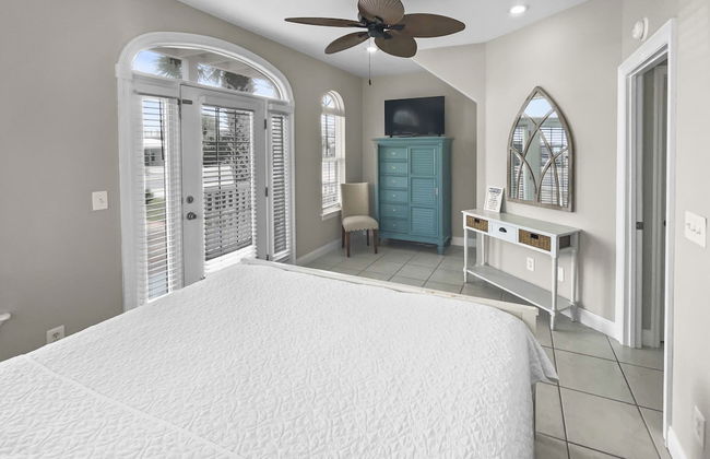 Paradise by the Pier l Ocean Views l Dog Friendly l Steps to Pier Park Shopping and Restaurants - Foto 3