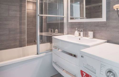 Appartement lumineux avec cuisine séparée - Près de la plage - FR-1-821-3 - Foto 6