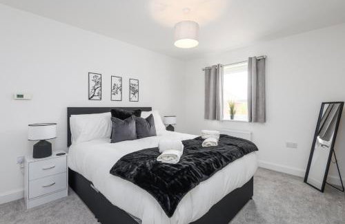 Spacious 3 Bedroom House In Canterbury with Garden and Driveway - Sleeps 7 - Photo 15
