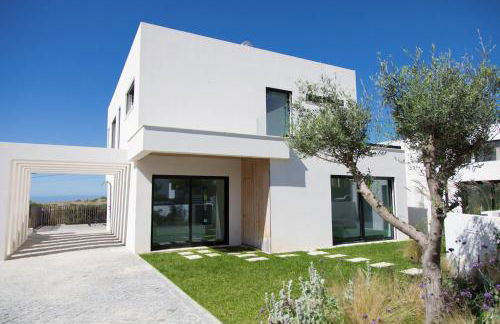 Ocean View Pool Villa Family & Surf in Ericeira - Foto 5