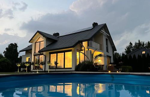 Nowoczesna Luksusowa Willa z Prywatnym Basenem, 3 Sypialnie, blisko Krakowa i Zakopanego - Foto 1