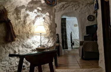 Cueva El Parral - Foto 1