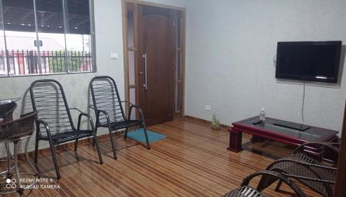 Casa Confortável arejada ar condicionado quente e frio 2 quartos ,2 banheiros ,2 vagas de garagem - Photo 4