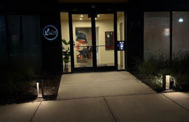 Modern & Spacious 2BR Apartment with Gym & Parking - Foto 14