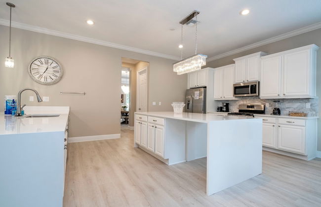 7516 Luxury Home 5BD Perfect for Your Family - Foto 20