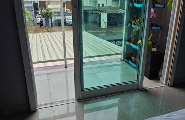 Sobrado amplo bem localizado em cascavel 1 suíte mais dois quartos ate 5 pessoas - Photo 4