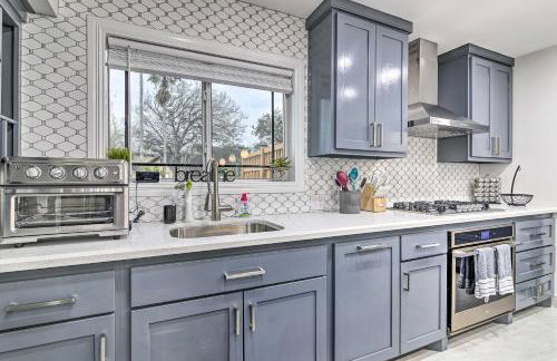 Patio and Grill Spacious Gem Near Gulf Coast! - Foto 13