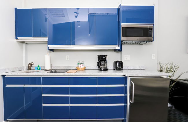 Maverick Suites at 245 Newbury St - Photo 73