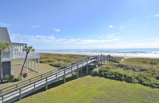 By the Sea - Foto 35