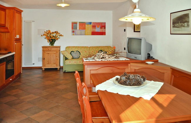 Apartment in Pellizzano With Paid Sauna - Photo 7