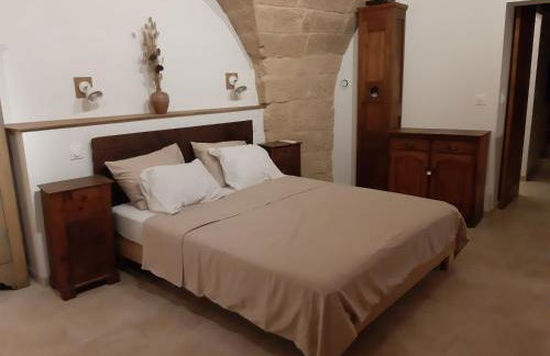 A fleur de rue appartement climatisé Uzès centre - Foto 3