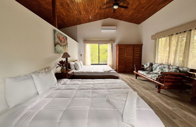 Blue Banyan Inn - Photo 6