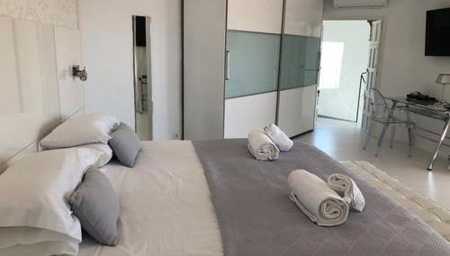 El Cortijo - Photo 3