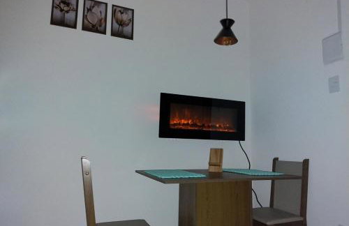 Studio 3 Aconchegante Lareira Prático e Acessível - Foto 27