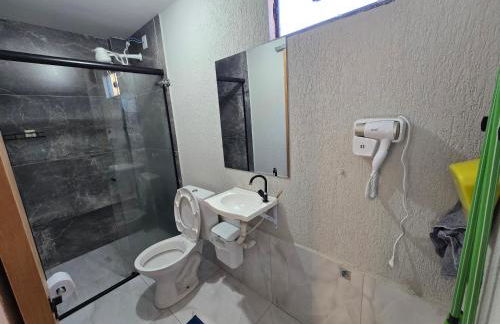 Flat completo a 10 minutos de vários espaços de festa - Foto 13