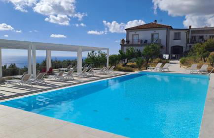 Villa Cirimarco - Photo 1